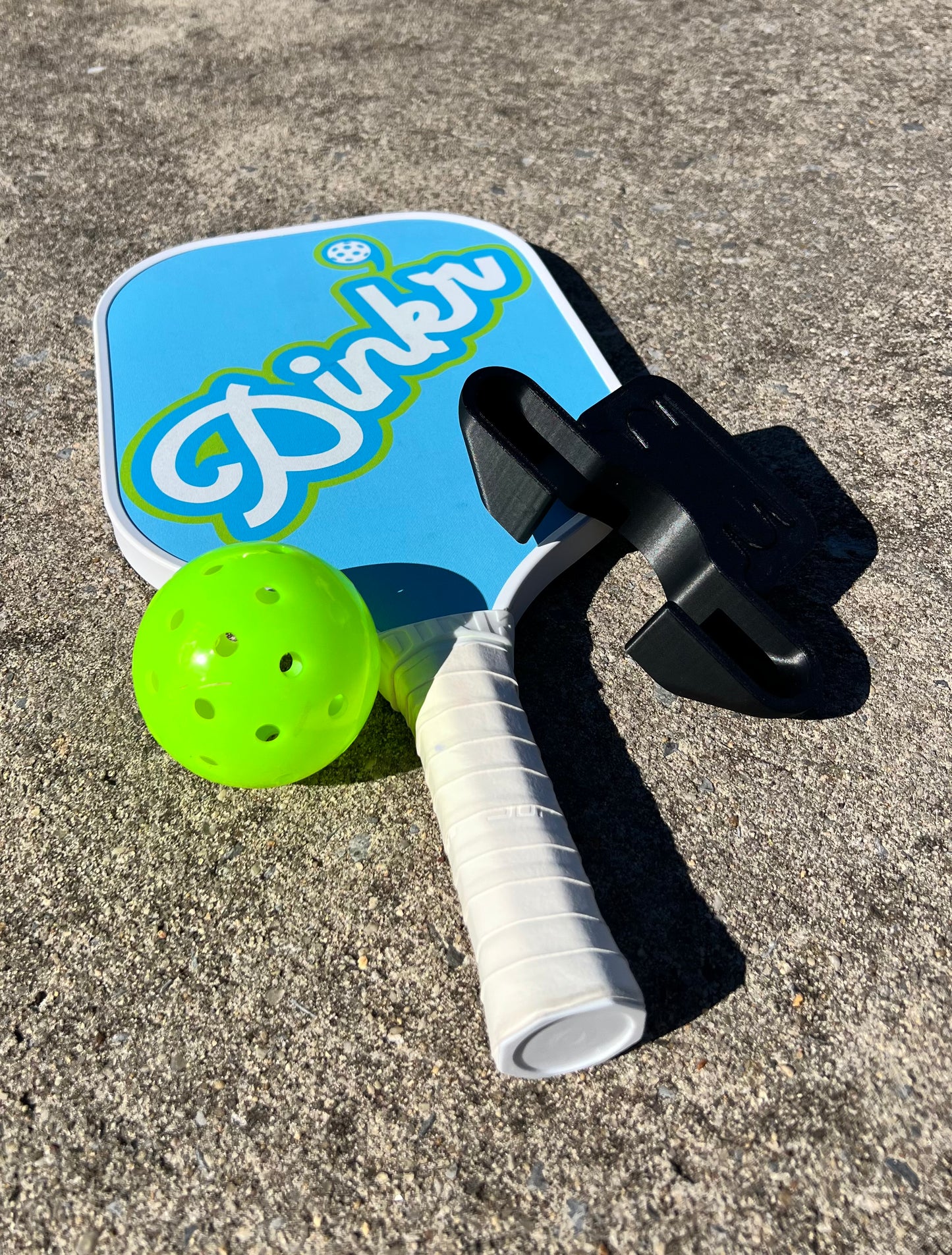 DinkDock - Pickleball Paddle Holder